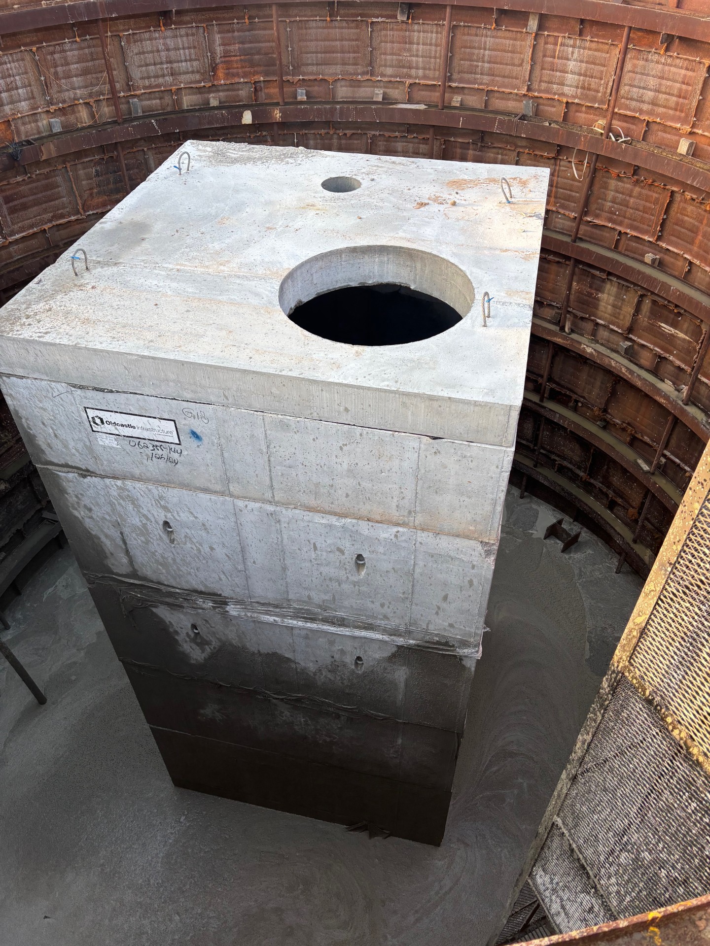 5efec03e-8c88-440a-b28a-c7e5eb425243